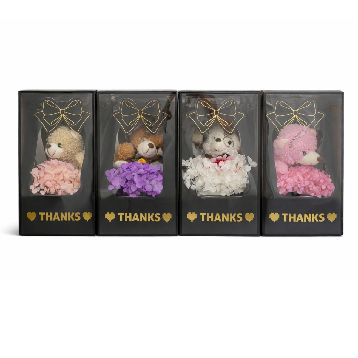 Geschenkdekoration mit Teddybär und künstlicher Rose in transparenter Geschenkbox – 1 Stück