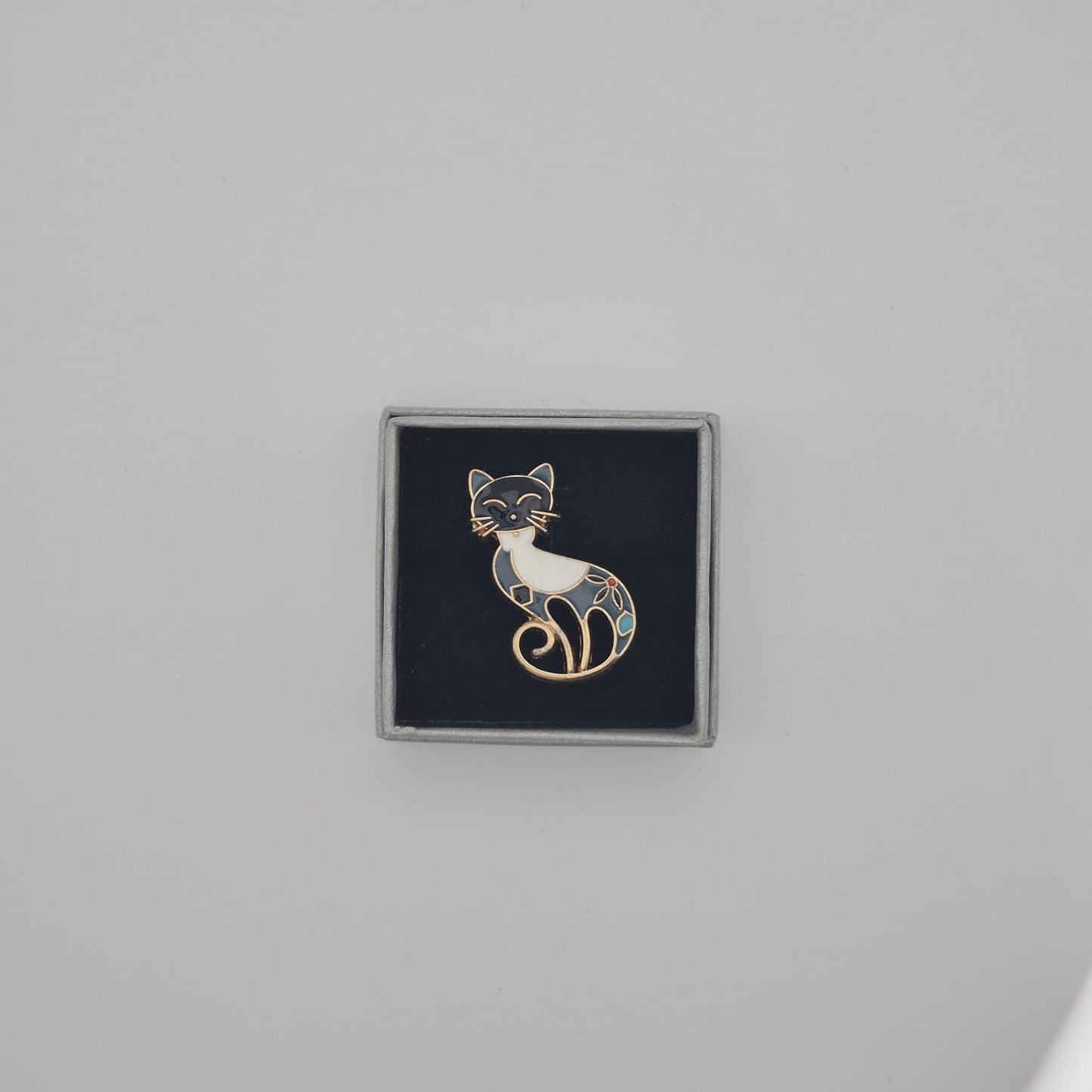 Mărțișor Tip Broșă / Brosche