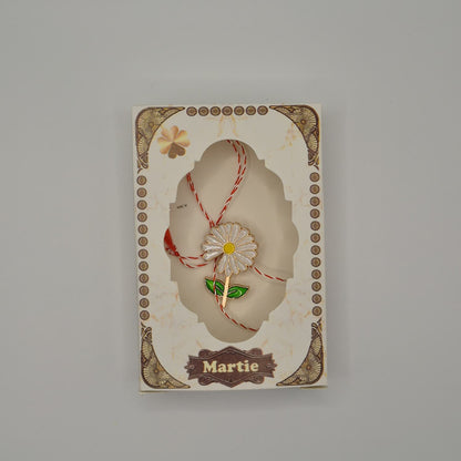 Mărțișor Tip Broșă / Brosche mit rot-weißem Band - Typ 3 (weiße Box)