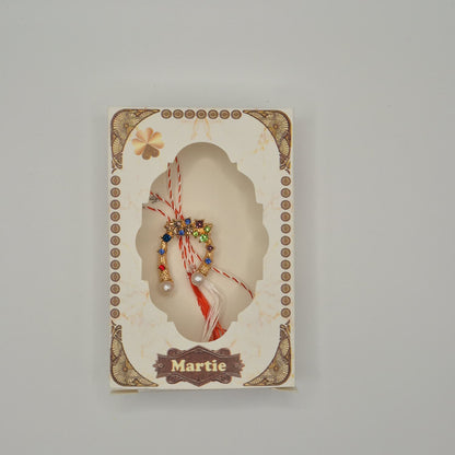 Mărțișor Tip Broșă / Brosche mit rot-weißem Band - Typ 3 (weiße Box)